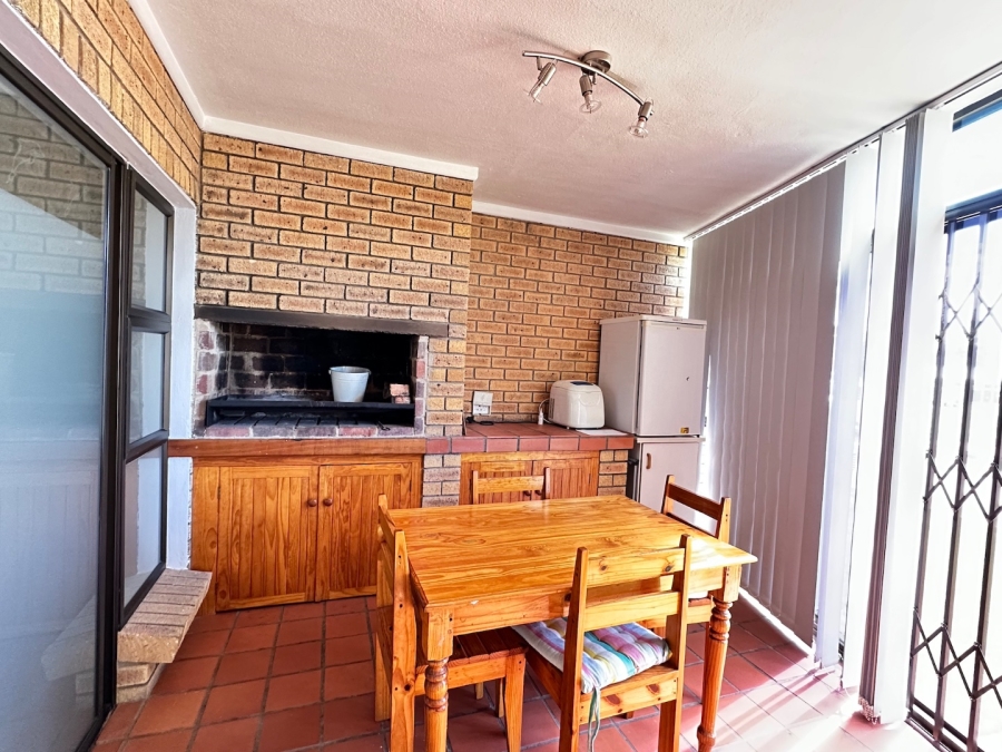 3 Bedroom Property for Sale in Mossel Bay Central Western Cape
